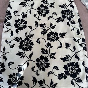 NWT Ann Taylor Factory black and white pencil skirt